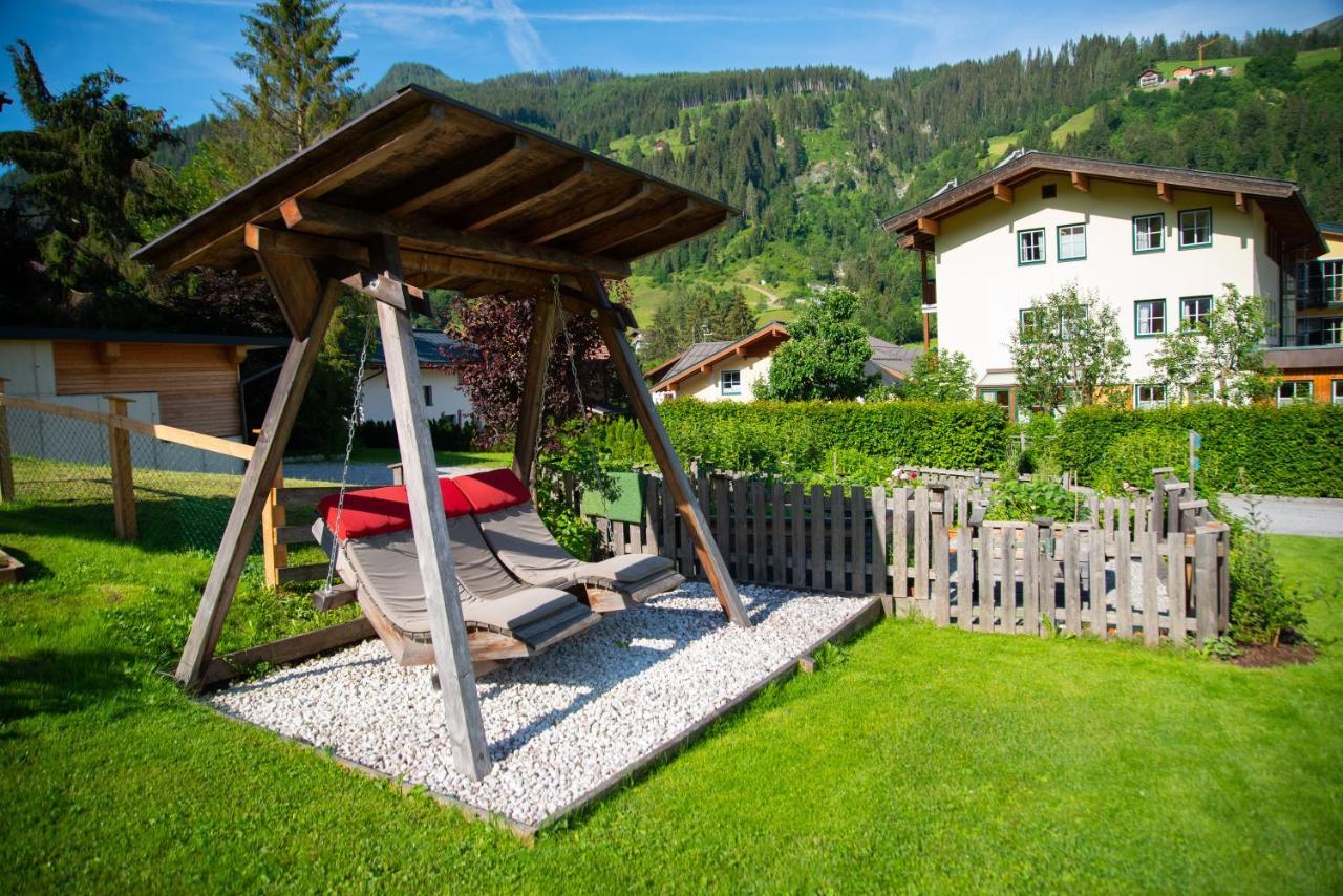 Hotel Guggenberger Kleinarl Bagian luar foto
