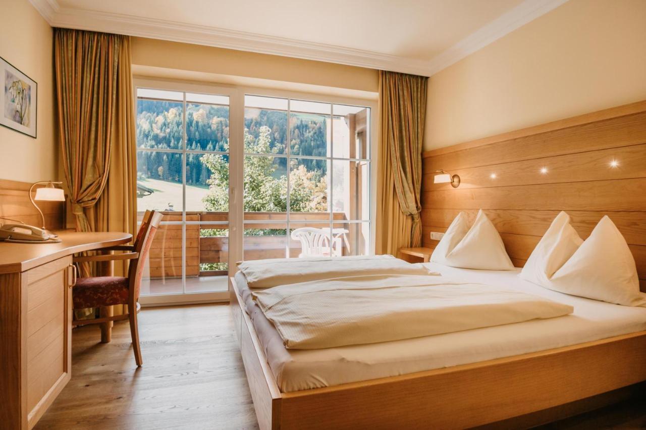 Hotel Guggenberger Kleinarl Bagian luar foto